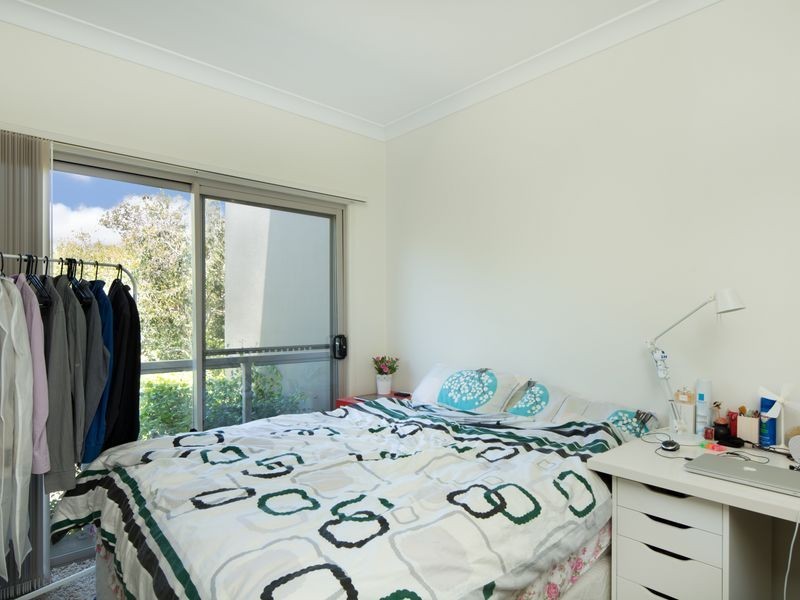 38 Worendo Street, Southport QLD 4215