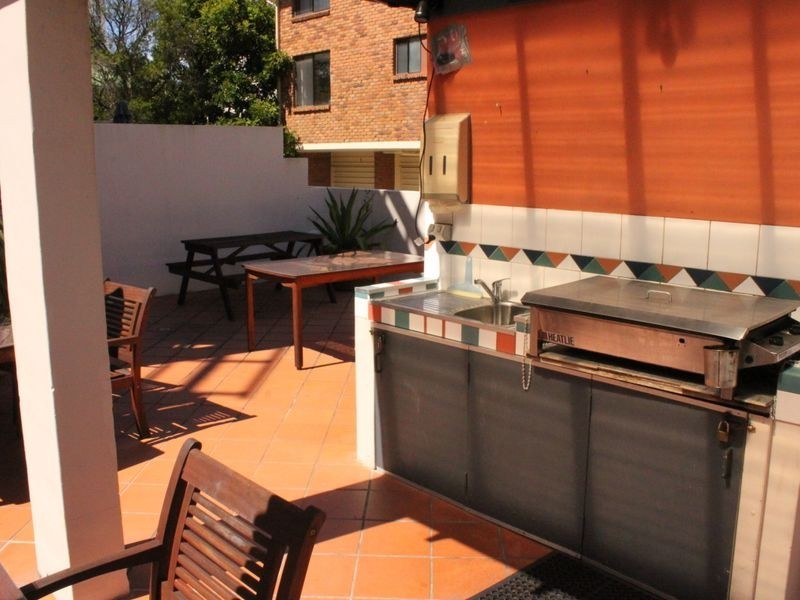 4/7 Robert Street, Labrador QLD 4215