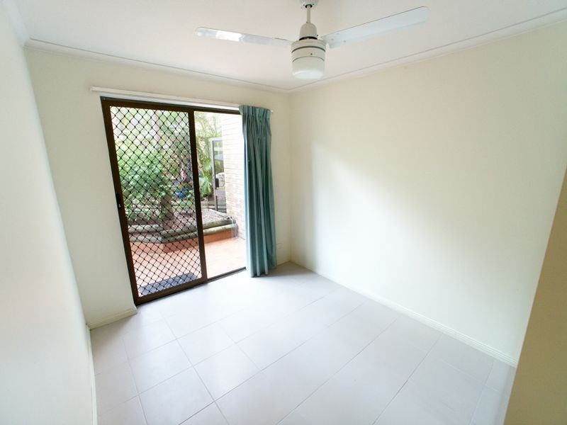 12/490 Marine Parade, Biggera Waters QLD 4216