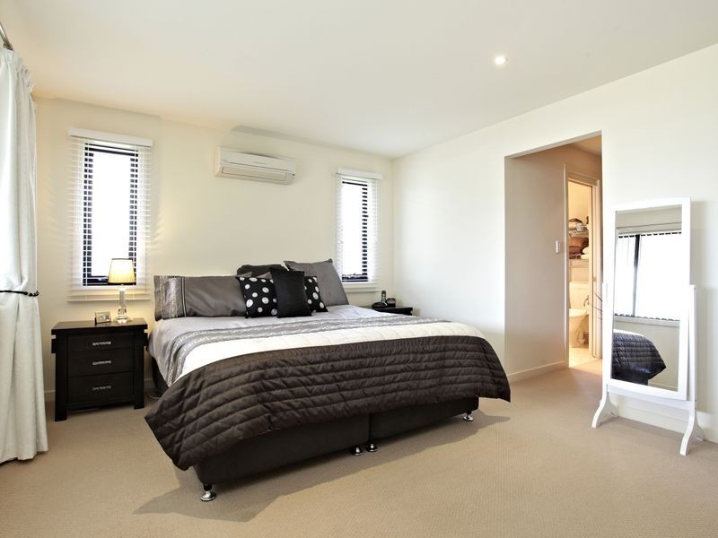 1/1 Ashton Street, Labrador QLD 4215