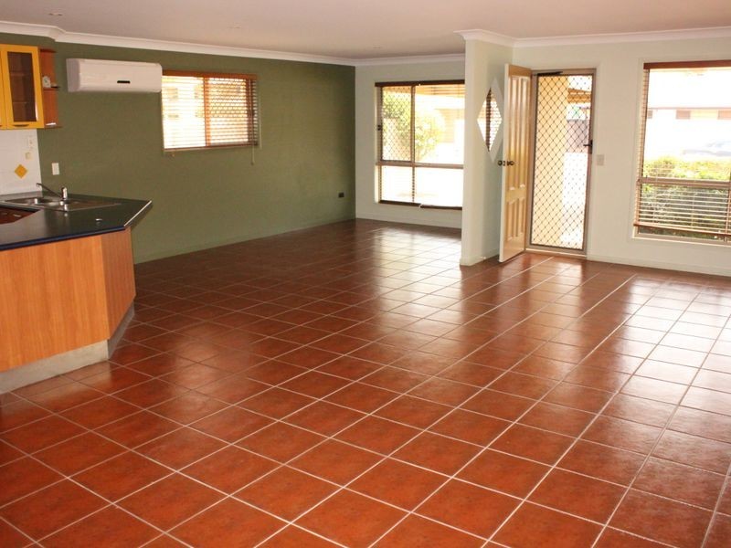 49 Annerley Avenue, Runaway Bay QLD 4216
