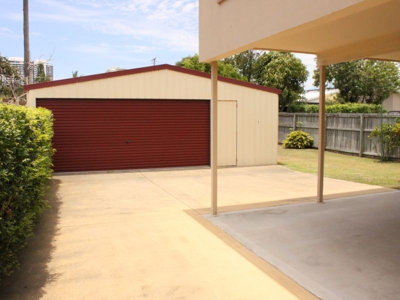 49 Annerley Avenue, Runaway Bay QLD 4216