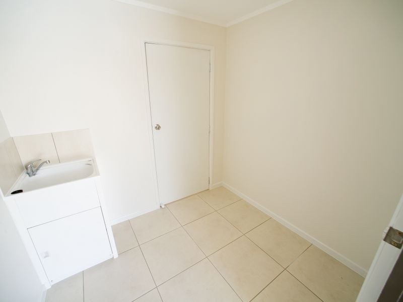 1/31 Brisbane Road, Labrador QLD 4215