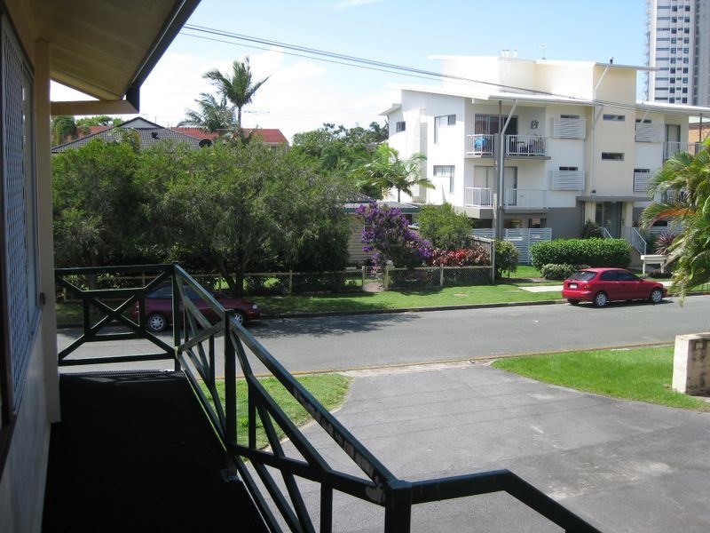 6/10 Phillip Street, Labrador QLD 4215