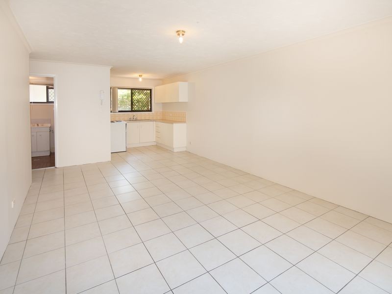 1/183 Muir Street, Labrador QLD 4215