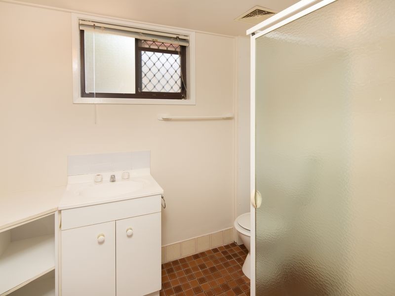 1/183 Muir Street, Labrador QLD 4215