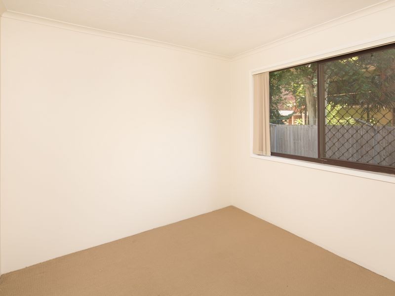 1/183 Muir Street, Labrador QLD 4215