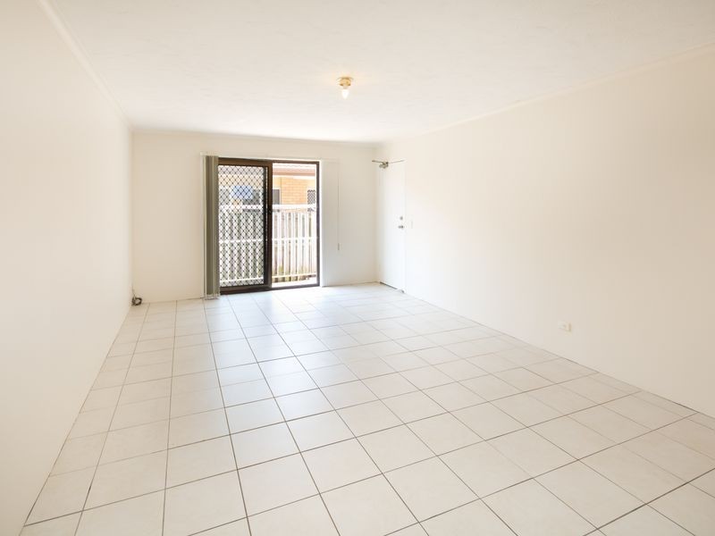 1/183 Muir Street, Labrador QLD 4215