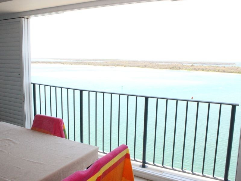 110/326 Marine Parade, Labrador QLD 4215