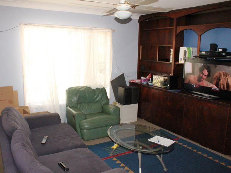 13 Pengana Street, Labrador QLD 4215