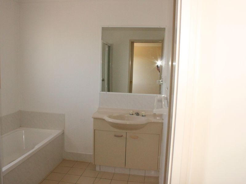 97/170 Central Street, Labrador QLD 4215