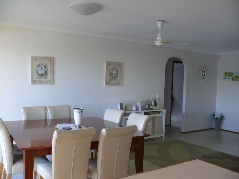 24 Longboat Place, Biggera Waters QLD 4216