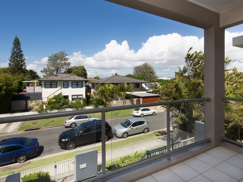 3/12 Bayview Street, Runaway Bay QLD 4216