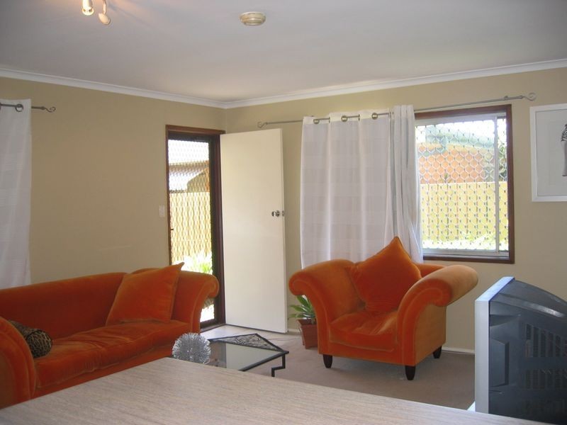 1/10 Phillip Street, Labrador QLD 4215