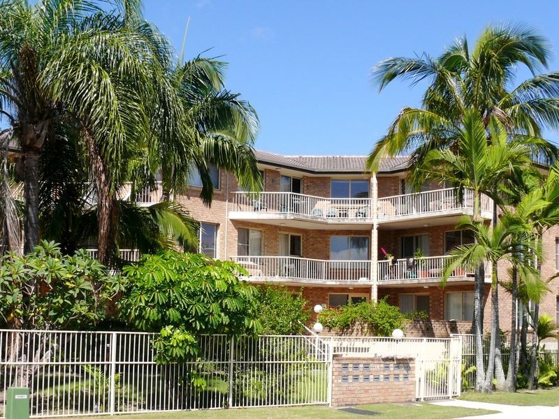 3/10 Brisbane Road, Labrador QLD 4215