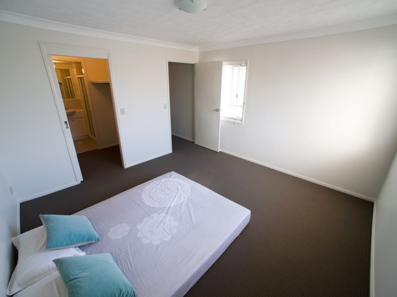 9/444 Marine Parade, Biggera Waters QLD 4216