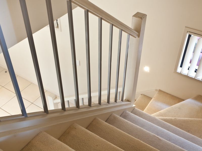 2/33 Harley Street, Labrador QLD 4215