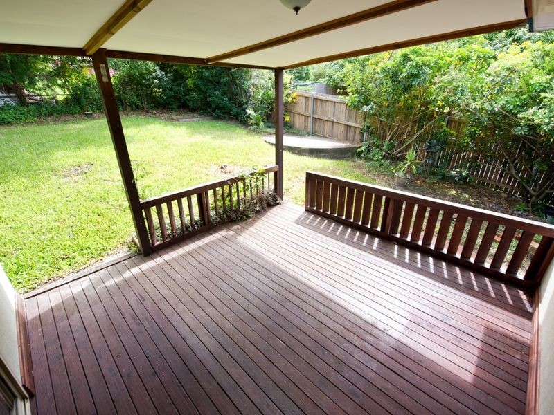 6 Oatley Place, Southport QLD 4215