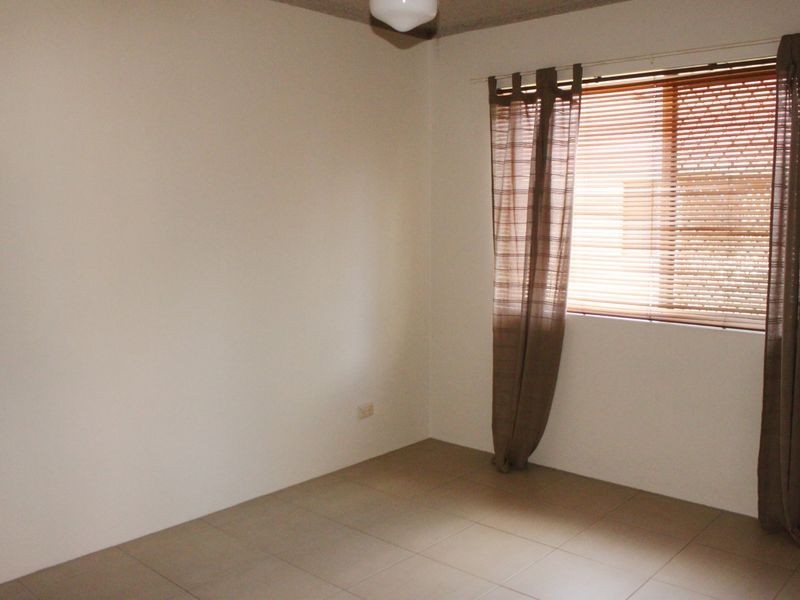 1/37 Middle Street, Labrador QLD 4215