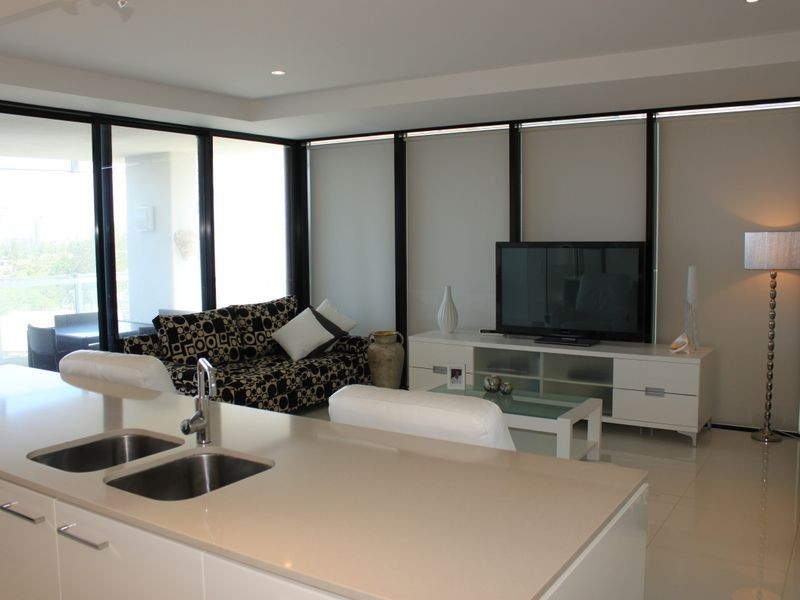 705/230 Marine Parade, Labrador QLD 4215