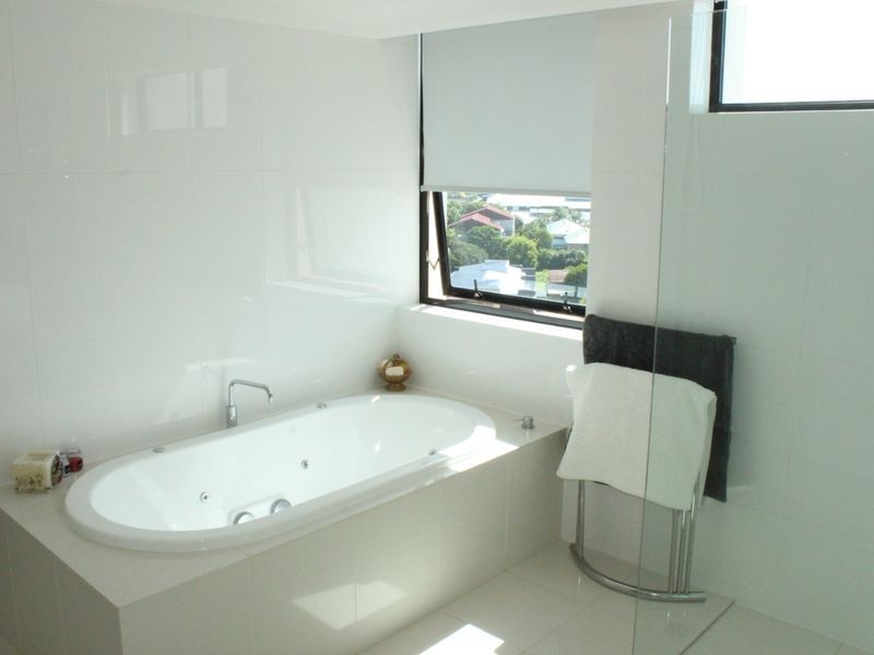 705/230 Marine Parade, Labrador QLD 4215