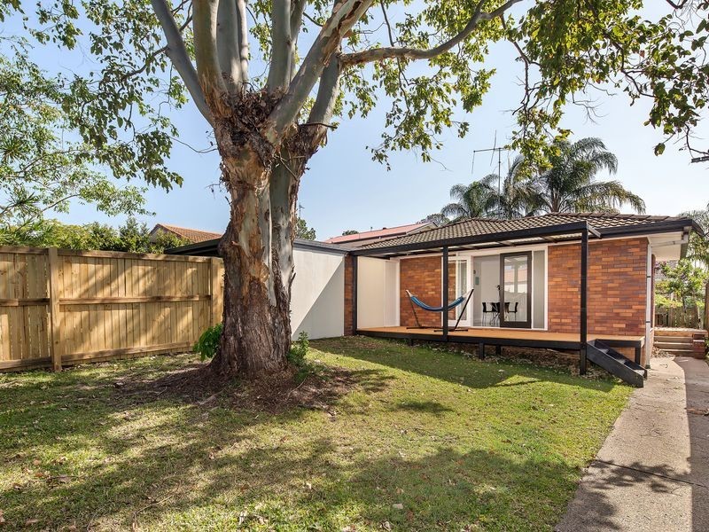 102B Kumbari Avenue, Labrador QLD 4215
