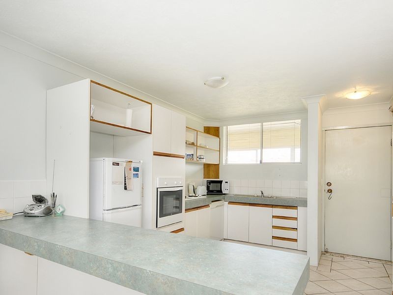 9/554 Marine Parade, Biggera Waters QLD 4216