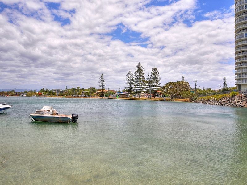 9/554 Marine Parade, Biggera Waters QLD 4216