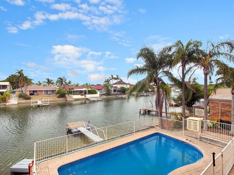 78 Oxley Drive, Paradise Point QLD 4216