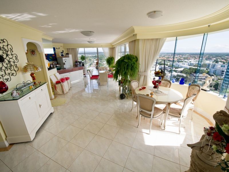 14A/5 Bayview Street, Runaway Bay QLD 4216