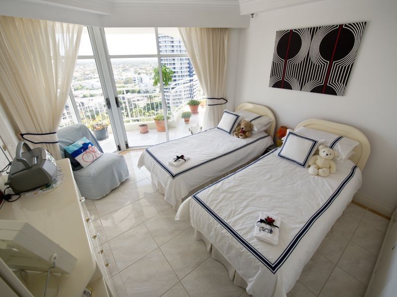 14A/5 Bayview Street, Runaway Bay QLD 4216