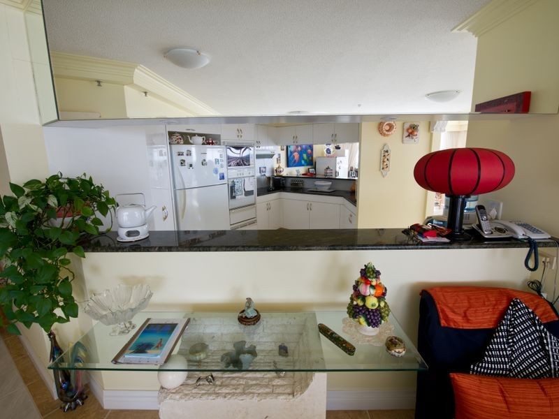 14A/5 Bayview Street, Runaway Bay QLD 4216