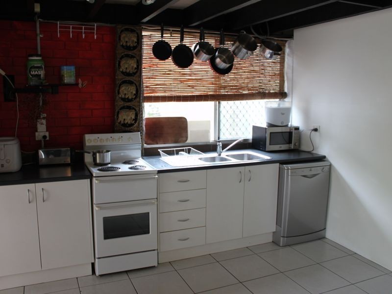 17 Musgrave Avenue, Labrador QLD 4215