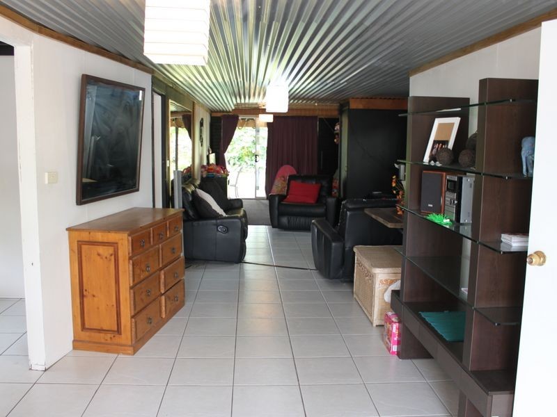 17 Musgrave Avenue, Labrador QLD 4215