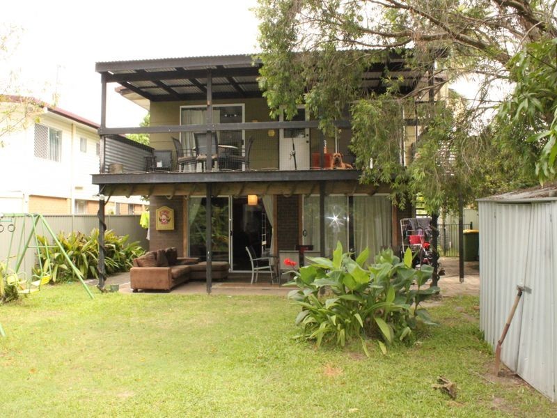 17 Musgrave Avenue, Labrador QLD 4215