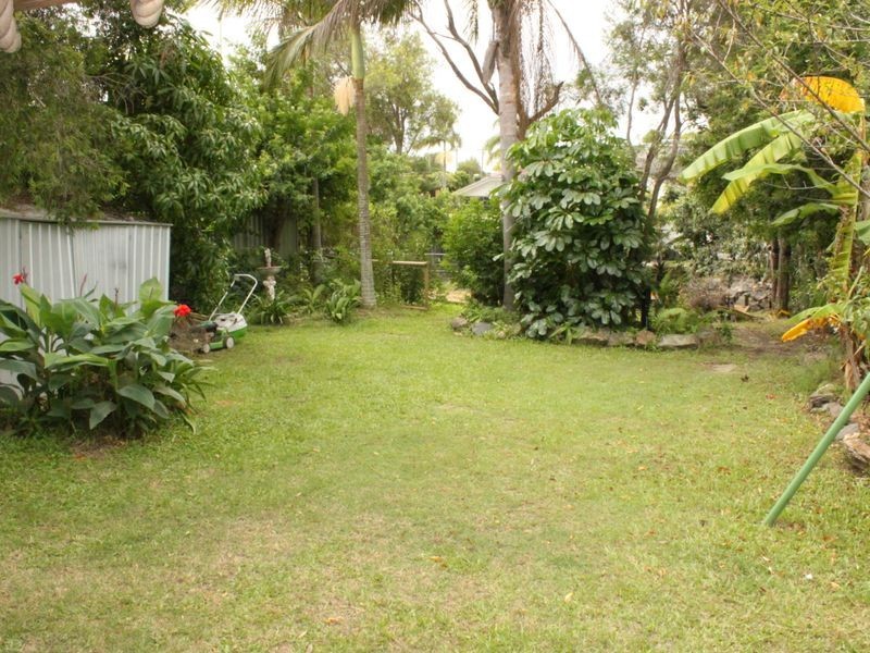 17 Musgrave Avenue, Labrador QLD 4215