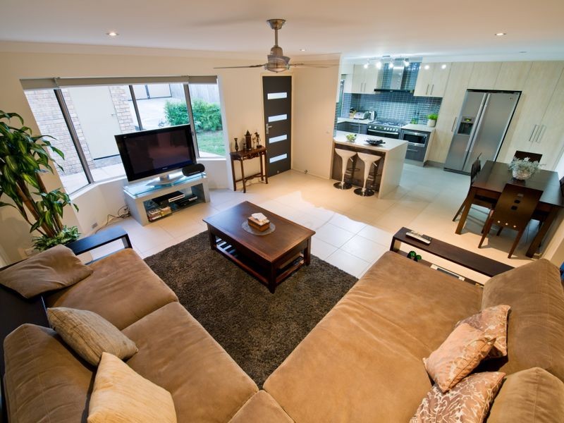 1/126 Oxley Drive, Paradise Point QLD 4216