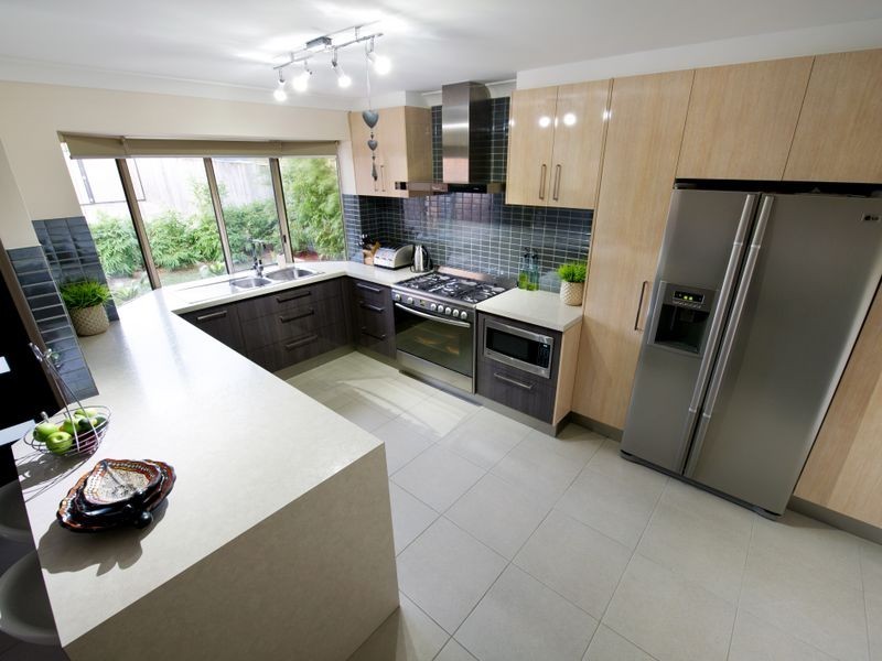 1/126 Oxley Drive, Paradise Point QLD 4216