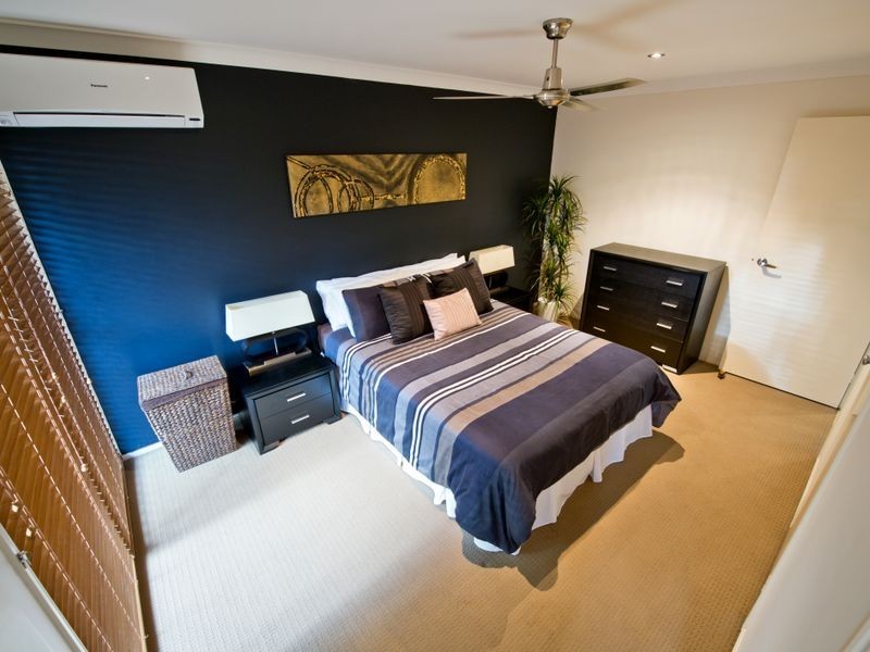 1/126 Oxley Drive, Paradise Point QLD 4216