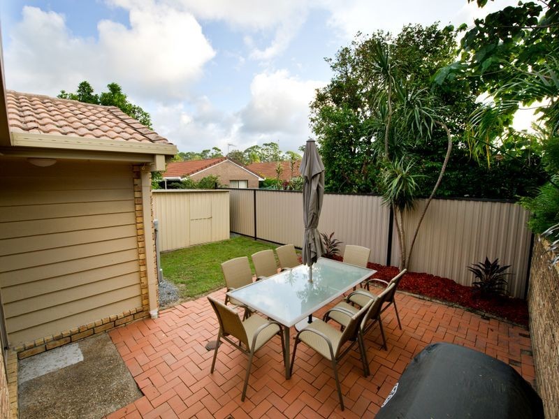 1/126 Oxley Drive, Paradise Point QLD 4216