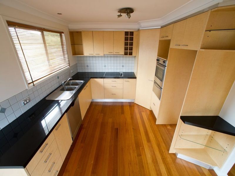 18 Warratina Street, Labrador QLD 4215