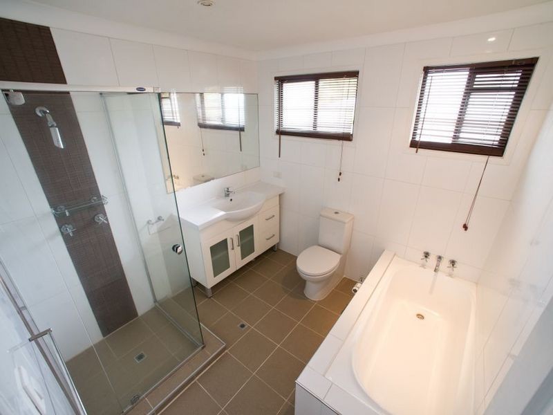18 Warratina Street, Labrador QLD 4215