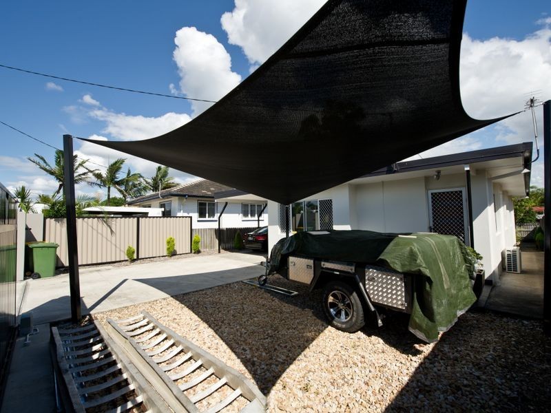 16 Medika Street, Runaway Bay QLD 4216