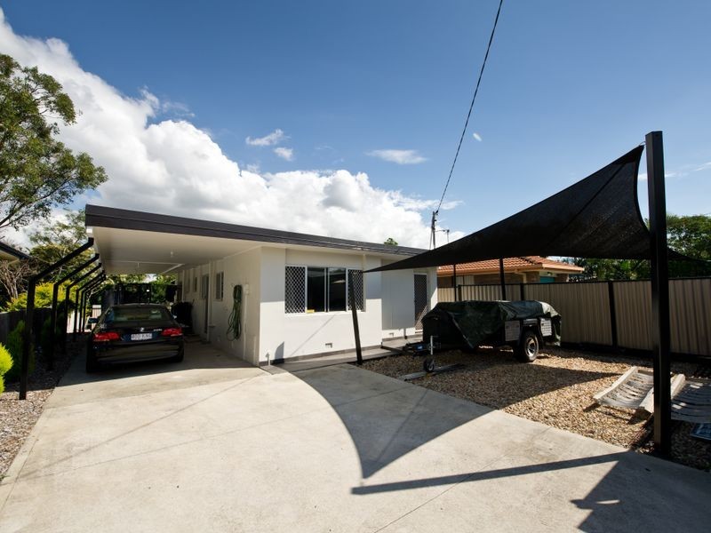 16 Medika Street, Runaway Bay QLD 4216