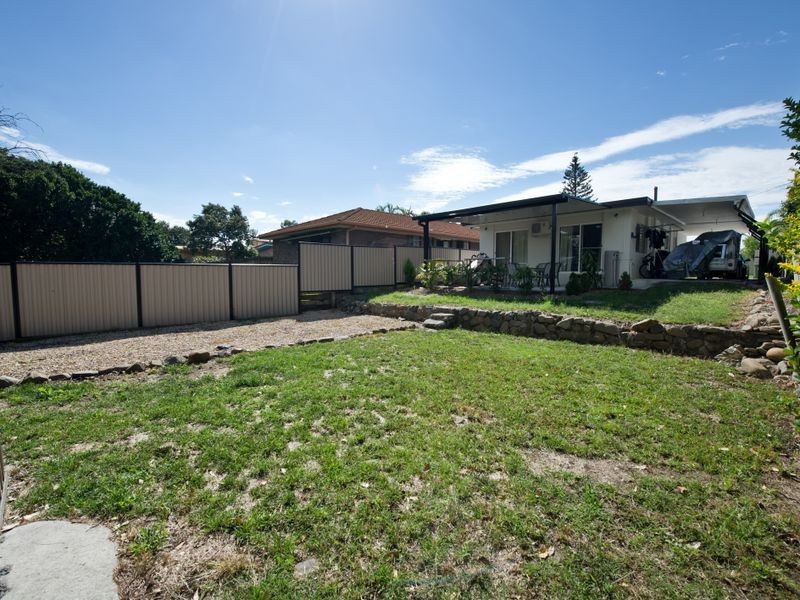 16 Medika Street, Runaway Bay QLD 4216