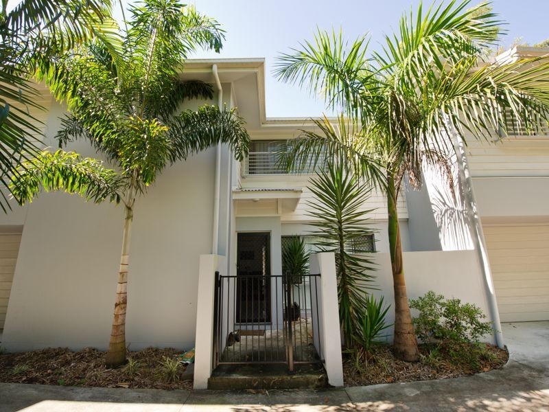 2/85 Whiting Street, Labrador QLD 4215