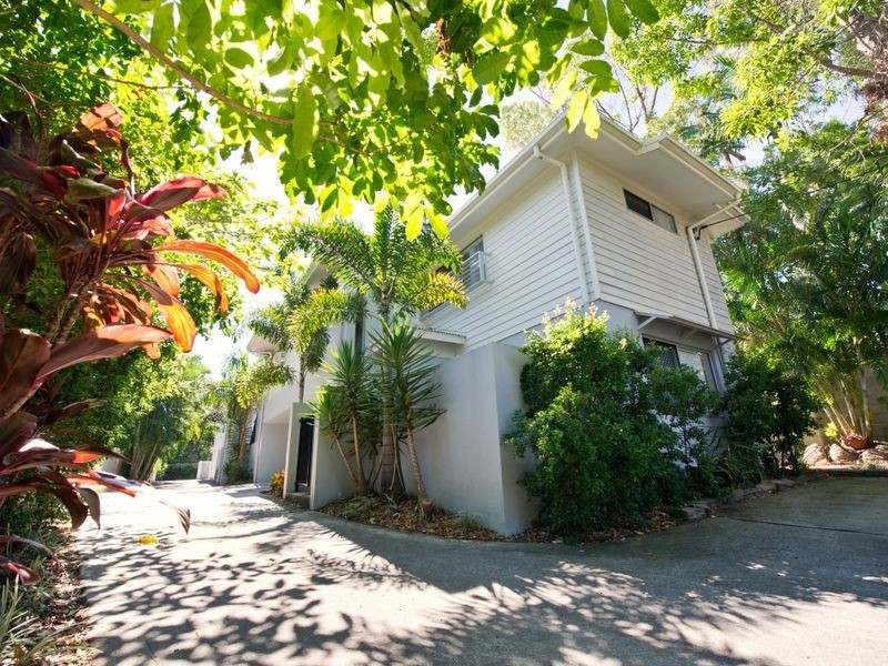 2/85 Whiting Street, Labrador QLD 4215