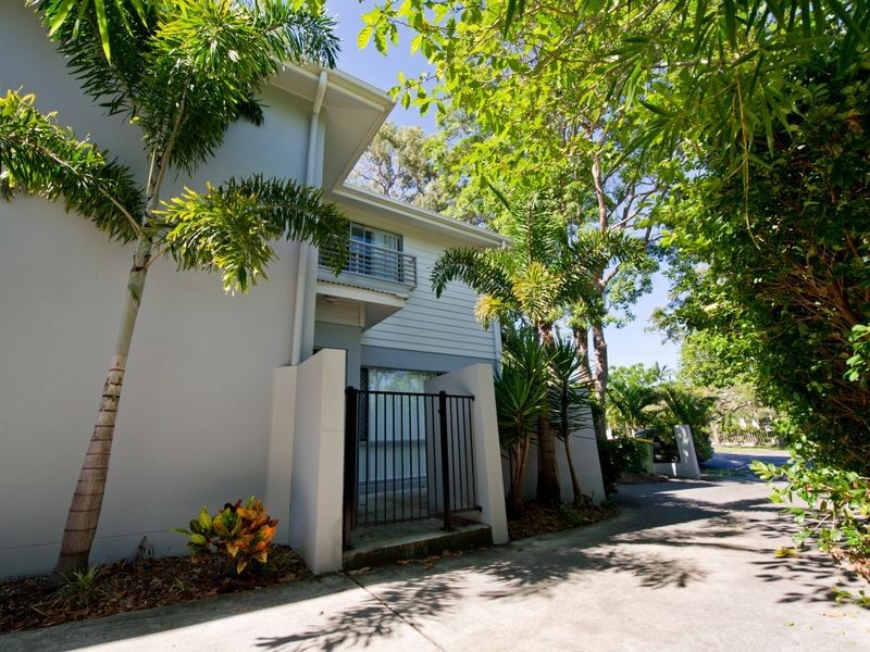 2/85 Whiting Street, Labrador QLD 4215