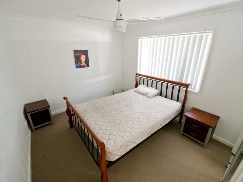 2/85 Whiting Street, Labrador QLD 4215