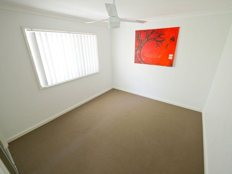 2/85 Whiting Street, Labrador QLD 4215
